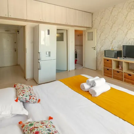 Golden Skyline Apartmán Bukurešť